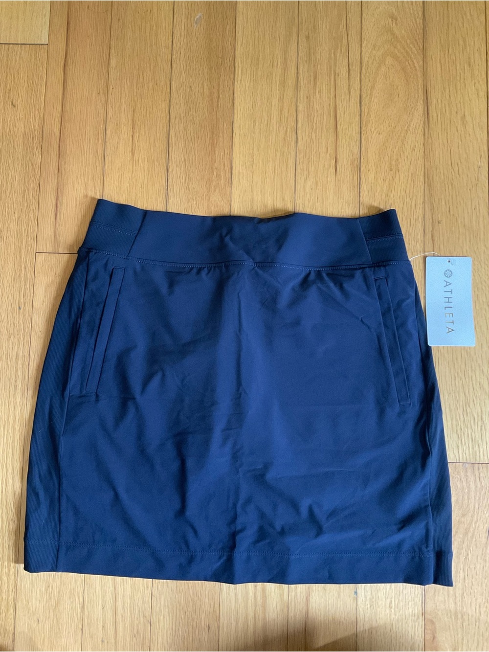 NWT Athleta Navy Brooklyn Skort Tall Size
